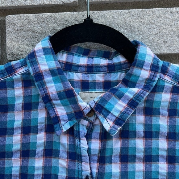 Hollister Plaid Seersucker Button Down SzS - Picture 3 of 8
